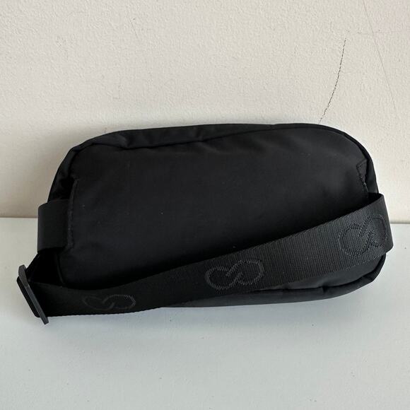 CALIA by Carrie Underwood Black Nylon Adjustable Sling Fanny Pack Waist Bag - Picture 4 of 12
